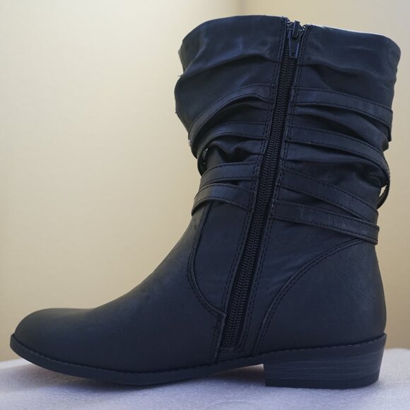 Retired: 2011 Disney Shake it Up Skid Resistant Girls Size: 5 1/2 Boots - Picture 4 of 12